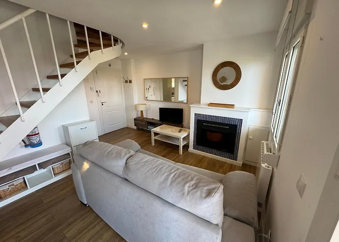 Duplex Con Terraza En * Mogro